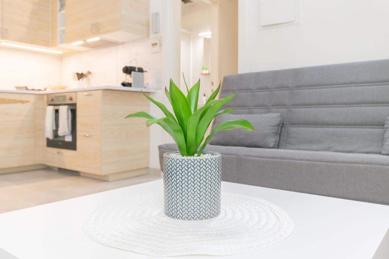 Nice City Center Apartment فيلانوفا إي لا خيلترا المظهر الخارجي الصورة