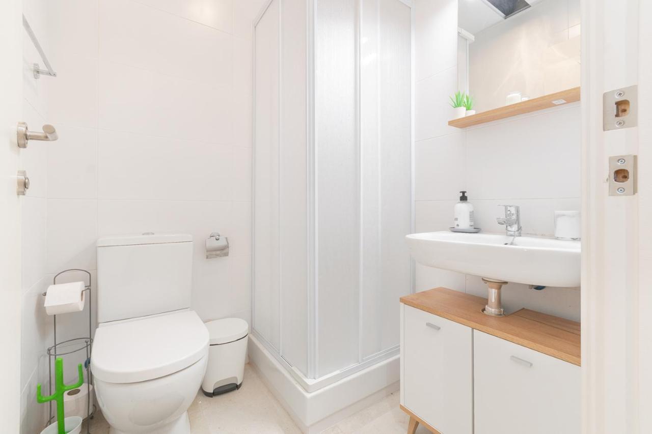 Nice City Center Apartment فيلانوفا إي لا خيلترا المظهر الخارجي الصورة