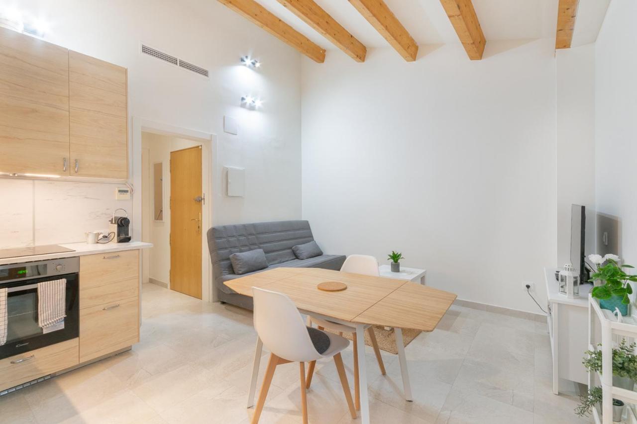 Nice City Center Apartment فيلانوفا إي لا خيلترا المظهر الخارجي الصورة